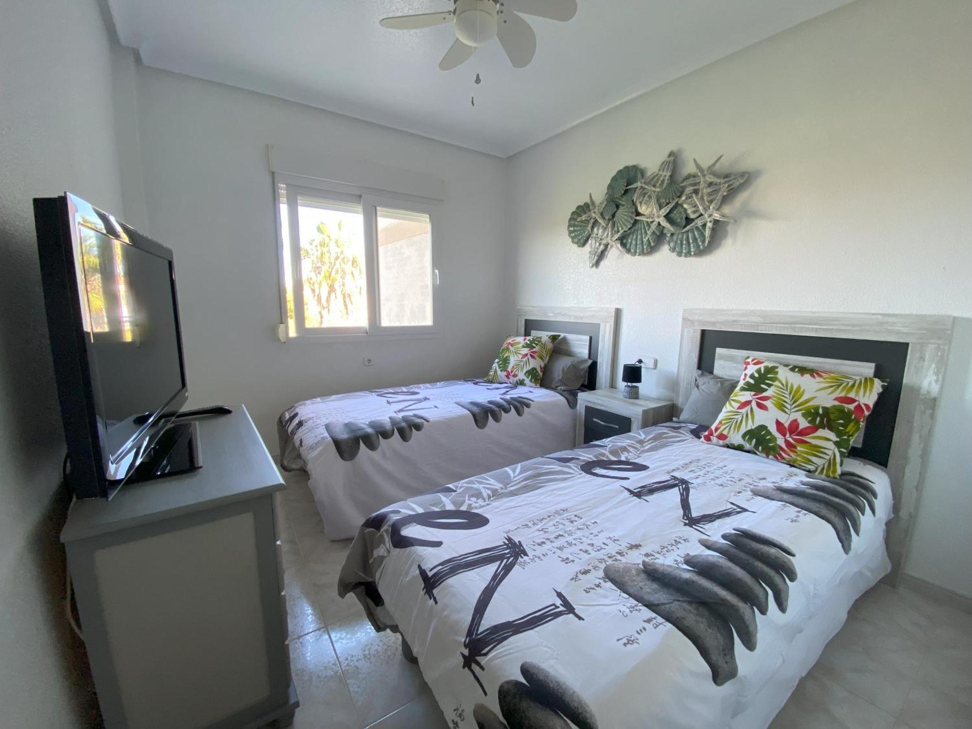 Greensuites La Zenia Torrevieja Плайя-Фламенка Екстер'єр фото