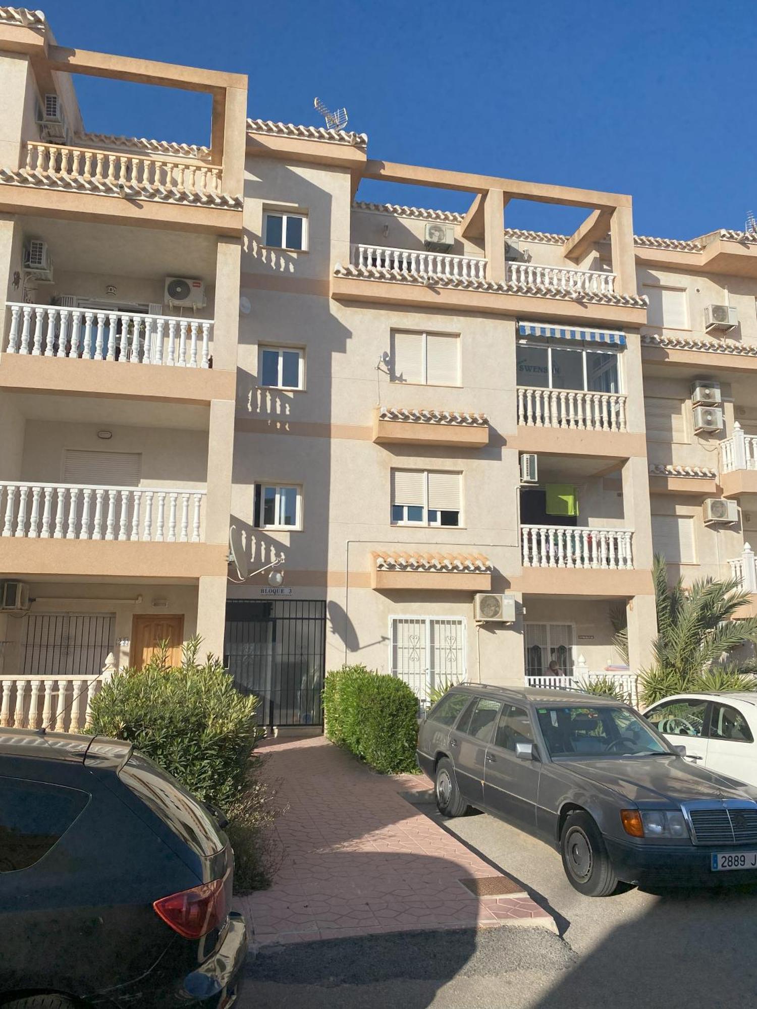 Greensuites La Zenia Torrevieja Плайя-Фламенка Екстер'єр фото